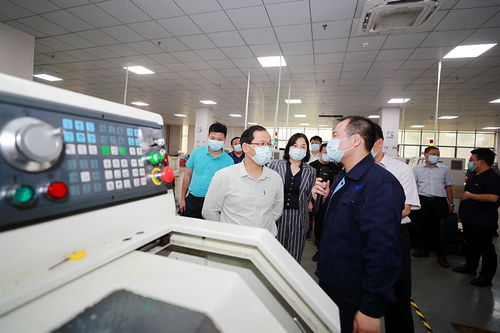 劉珍瑜深入湘西高新區(qū)調(diào)研聯(lián)系重點企業(yè)，助力區(qū)域經(jīng)濟(jì)高質(zhì)量發(fā)展